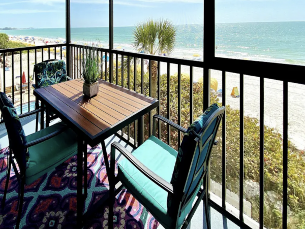 On Beach Vacation Condo in Madeira Beach